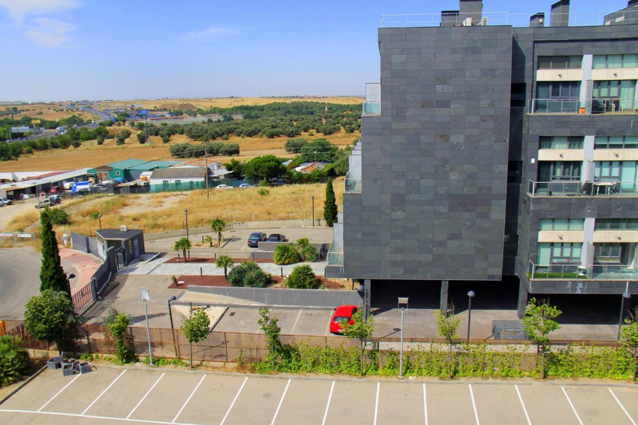 Hotel Ciudad De Мостолес Экстерьер фото