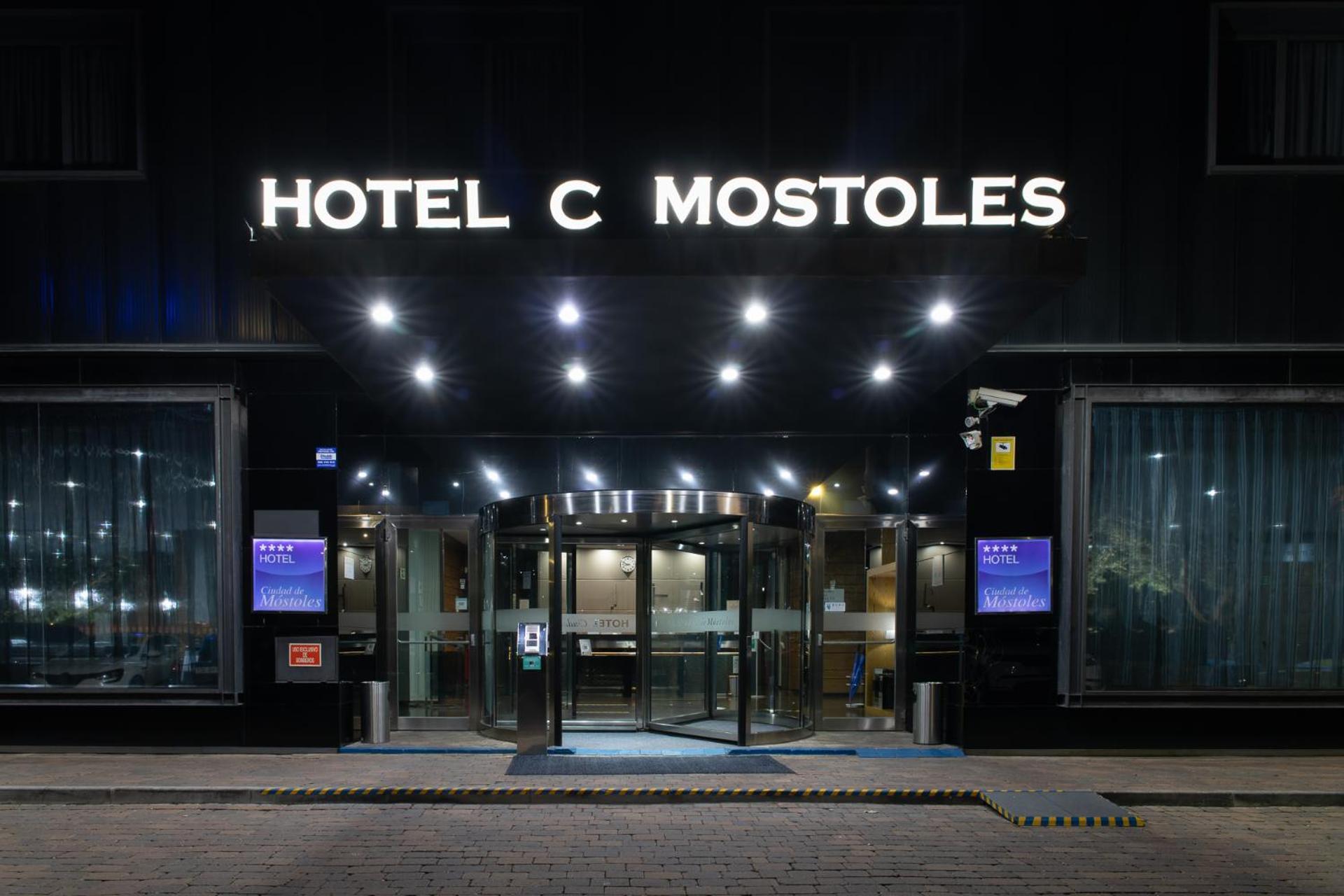 Hotel Ciudad De Мостолес Экстерьер фото