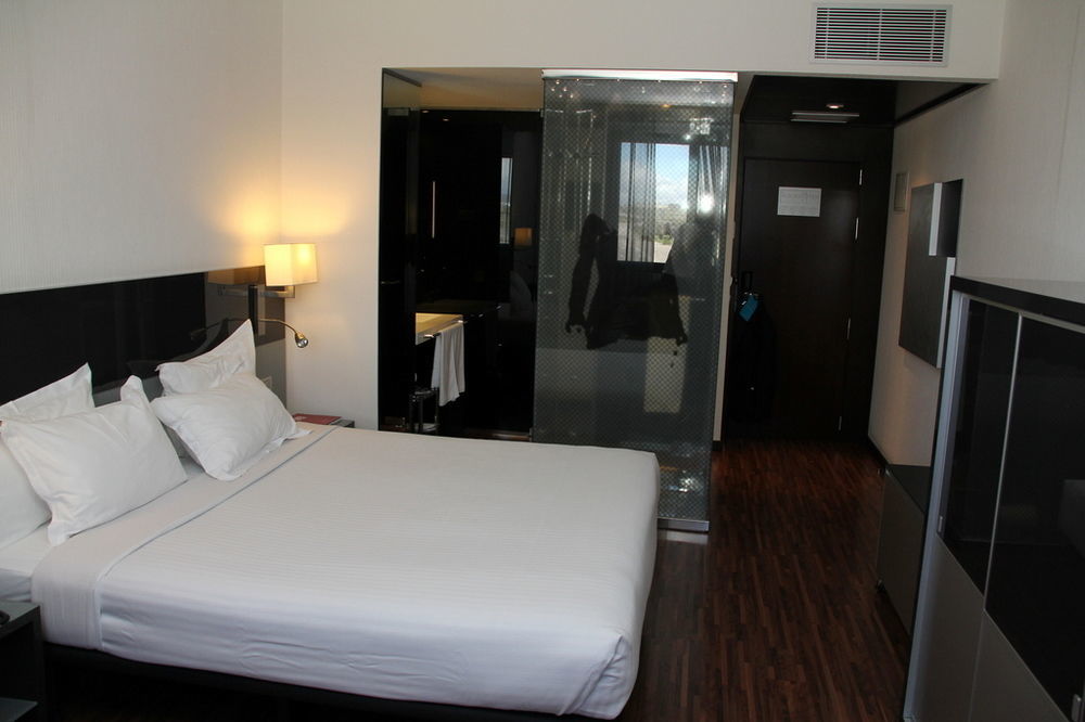 Hotel Ciudad De Мостолес Экстерьер фото